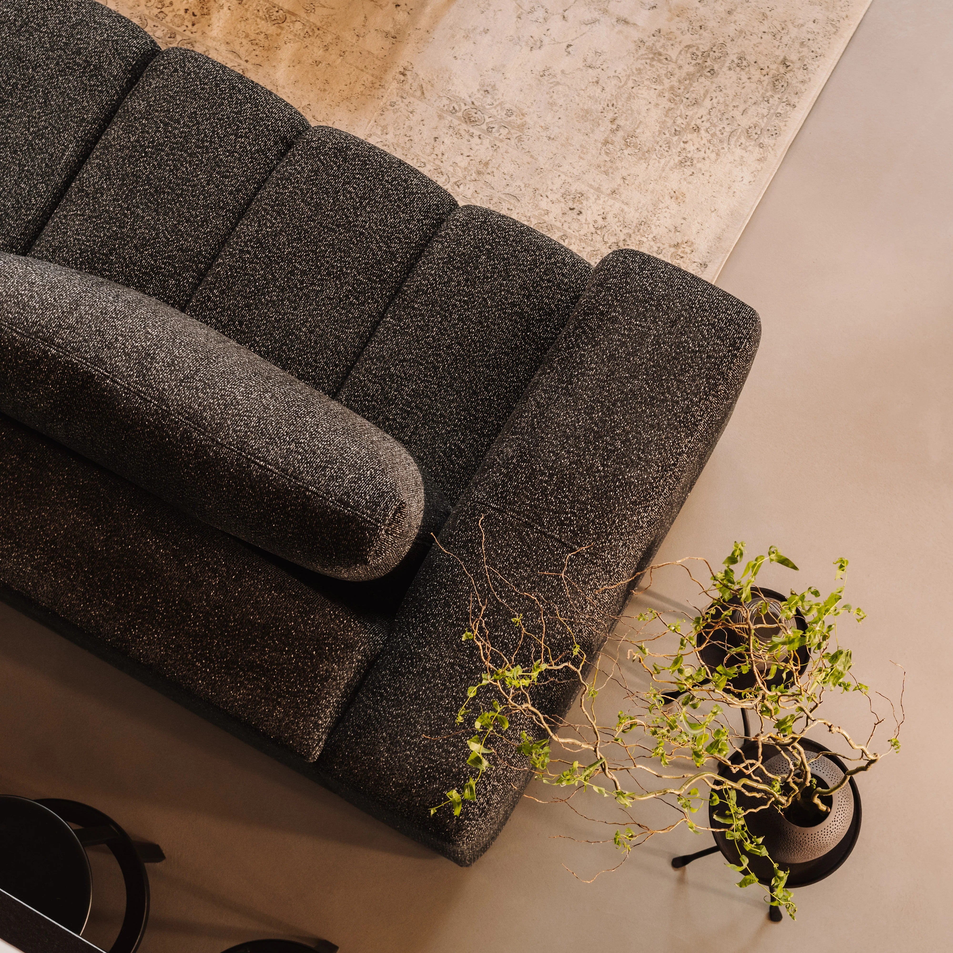 Designer Sofa Bern elektrisch mit Sitzverstellung in Chenille