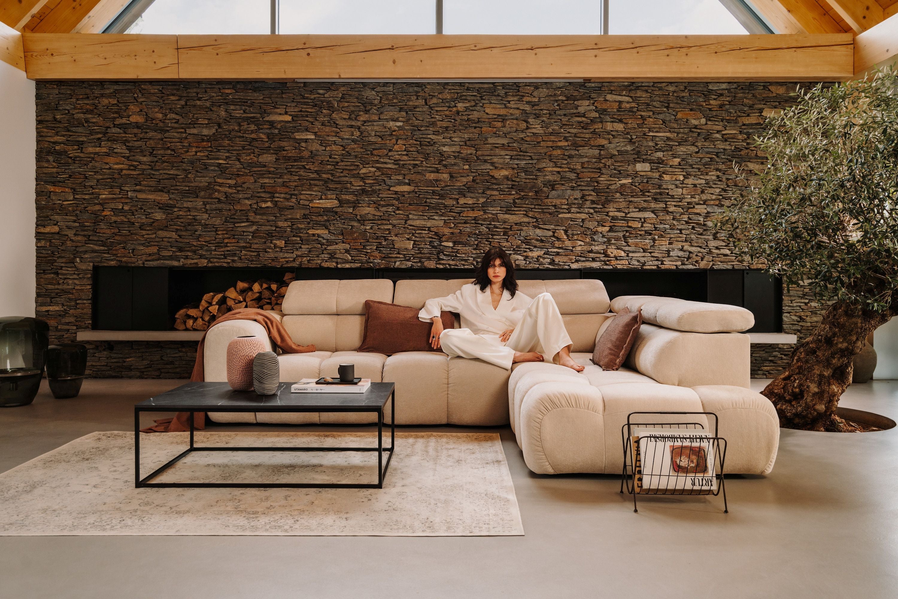 Designer Ecksofa Bloom L mit Kopfstützen Chenille