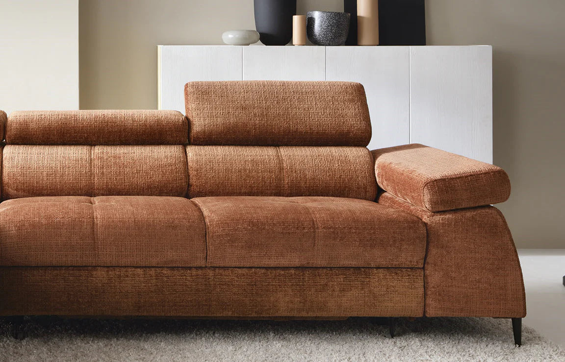 Designer Ecksofa Córdoba I mit Schlaffunktion & Bettkasten in Chenille