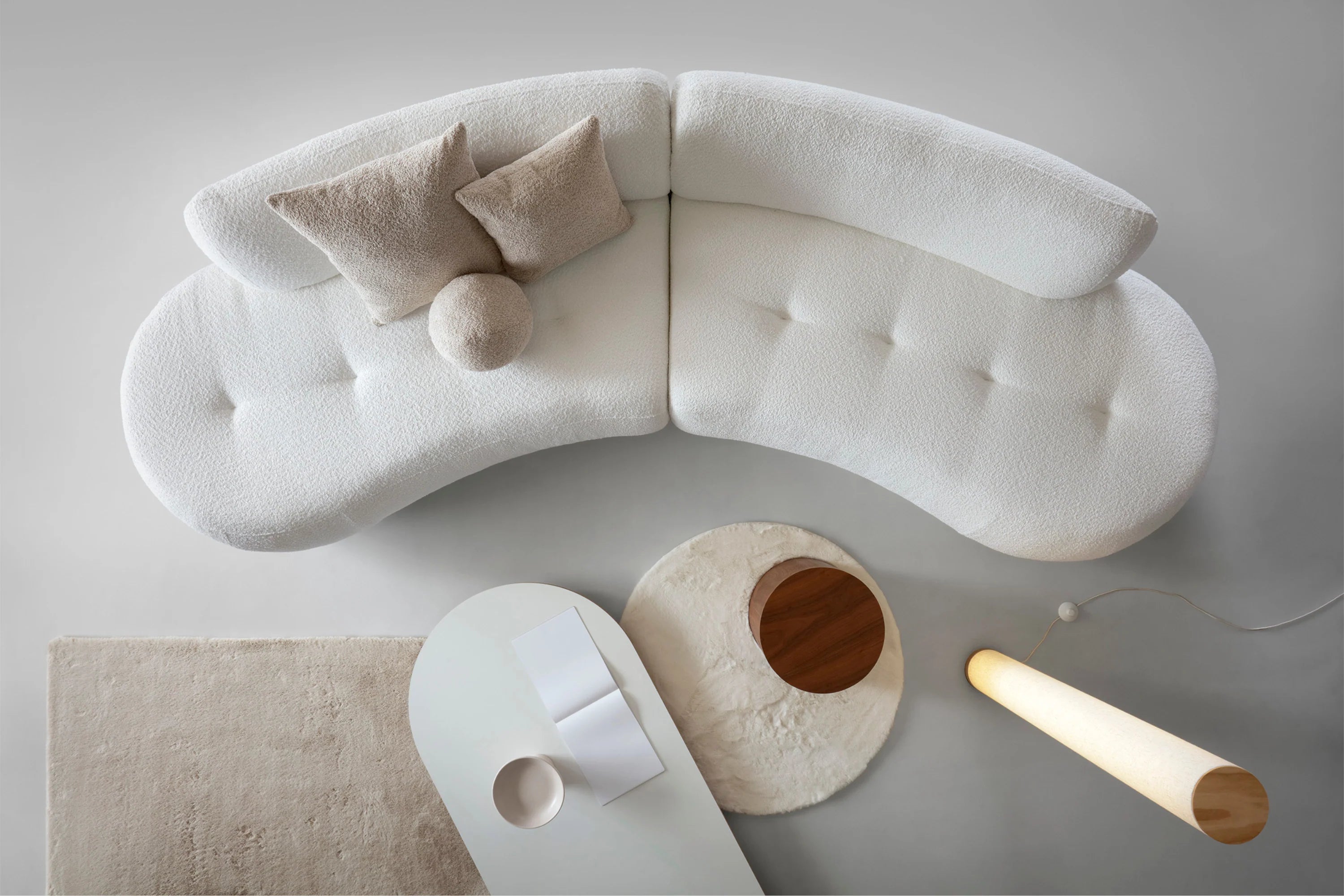 Designer Sofa Gio 5-Sitzer modular in Bouclé