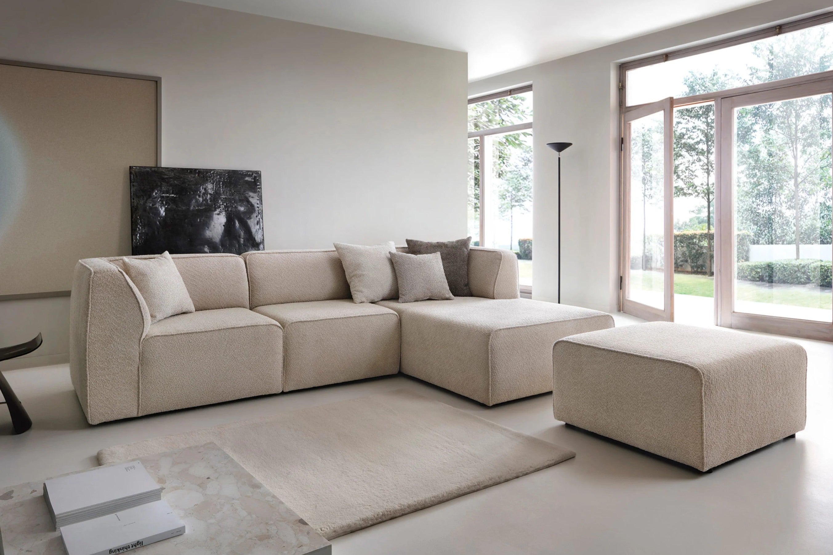 Designer Ecksofa Hugg II modular in Bouclé